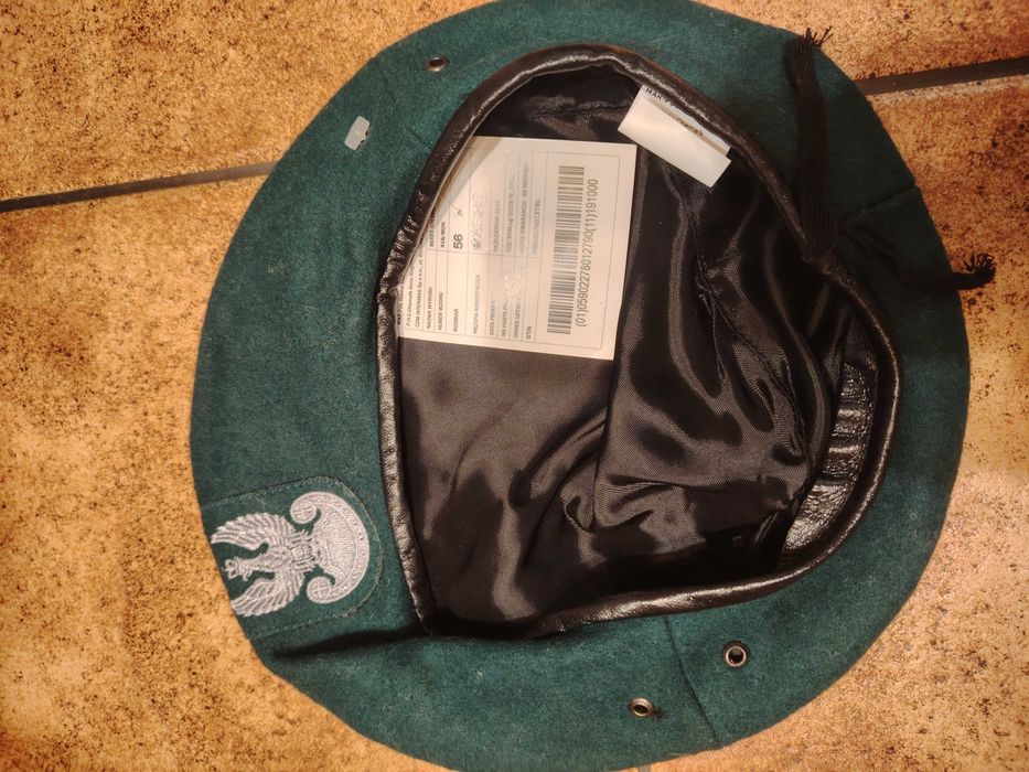 Beret kolor zielony