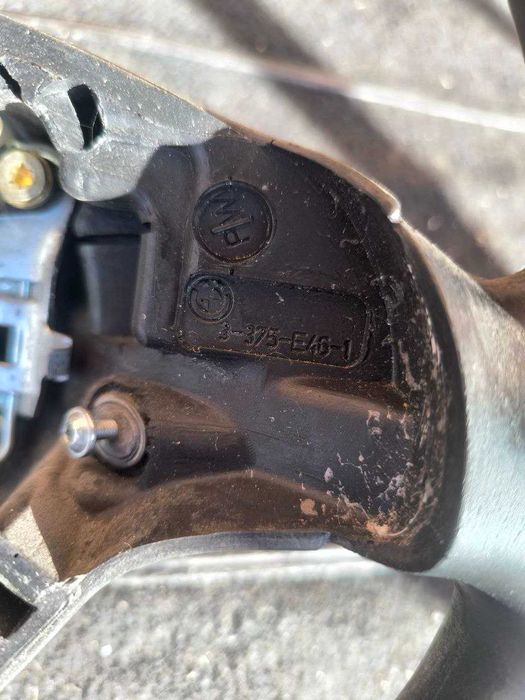 Кермо руль BMW E46 E39 E53 під пелюстки манетки 3-375-E46-1
