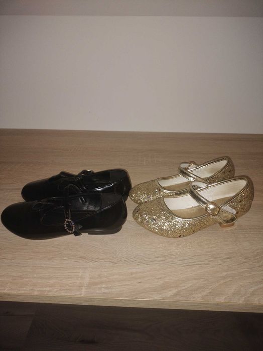 Buty dla dziewczynki baletki/ sandałki