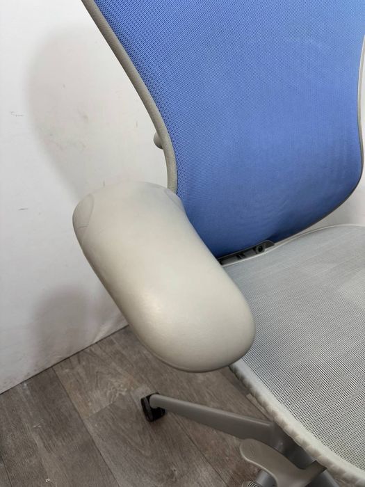 Ортопедичне крісло Herman Miller Mirra  мірра люкс сегмент для спини