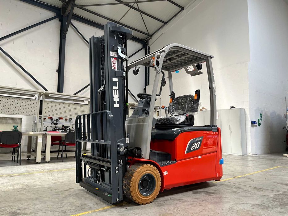 Empilhador 3 Rodas Novo