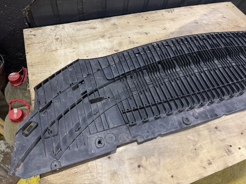 Губа бампера Audi A7 C7 рест S line 4G8807611E