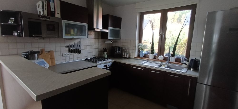 Zabudowa kuchenna ze sprzętem