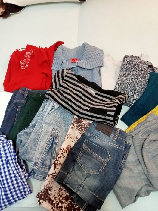 Mega paka ubrań młodzieżowo damskich.