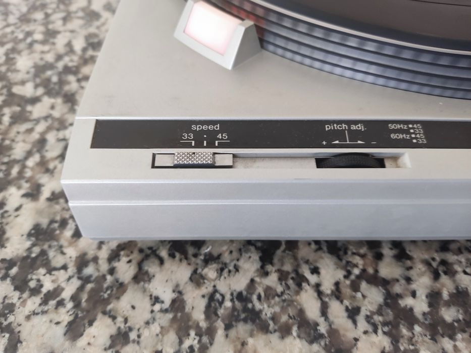 Toca-discos Technics SL-B2
