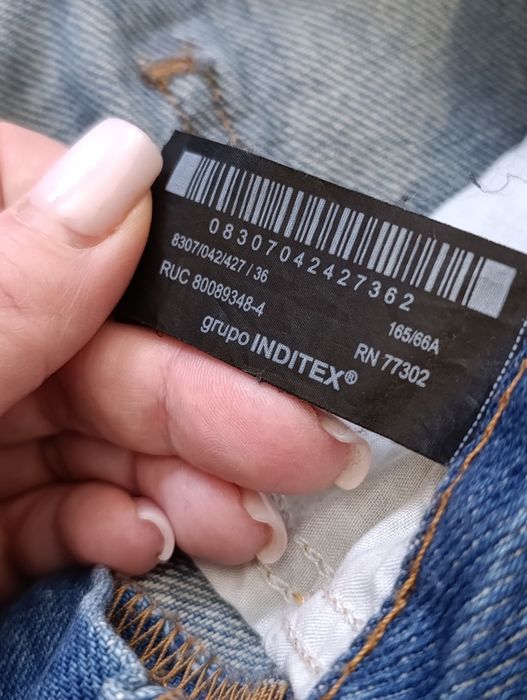 Джинси Zara 36 .