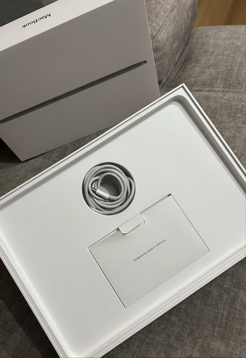 MacBook Retina 12’’ (2017) Excelente Estado, Caixa e acessorios