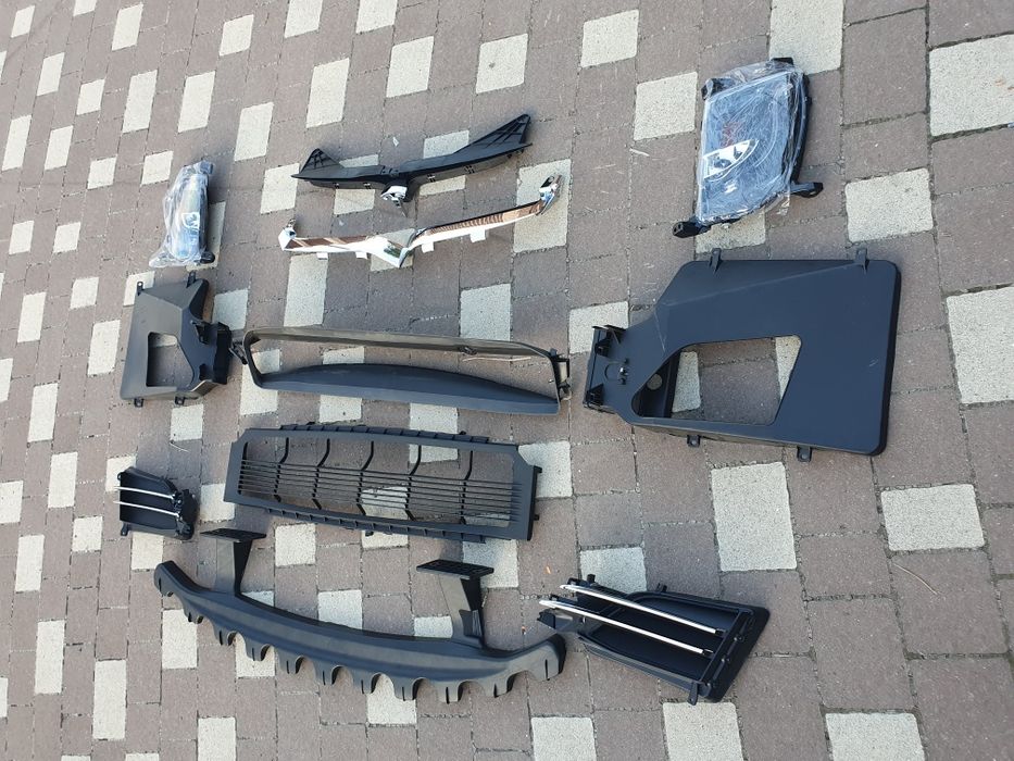 Tesla Model S люверса Тесла С