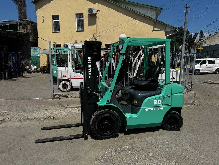 Вилковий навантажувач Mitsubishi FGE20T,вилочный погрузчик,кара