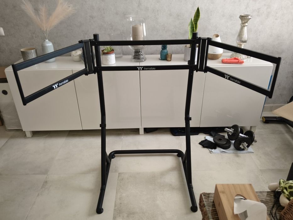 Stand Thermaltake Triple Monitor com ou sem ecrãs
