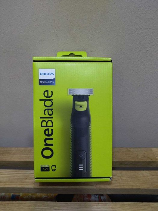 Тример Philips one blade