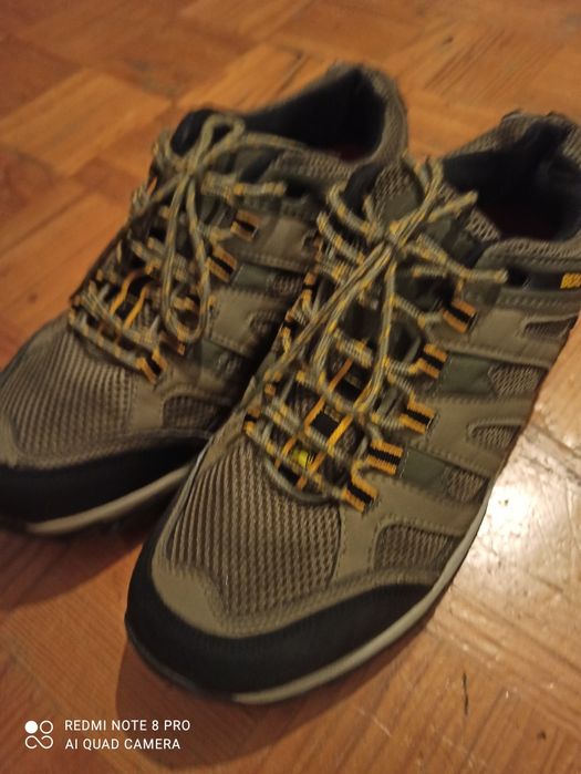 Sapatilhas trekking Berg 45