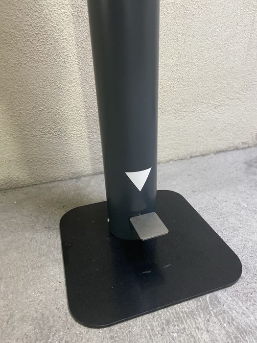 Dispensador de Pé (álcool gel)