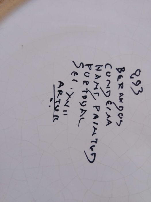 Vaso cilíndrico cerâmica berardos pintado à mão séc. XVII