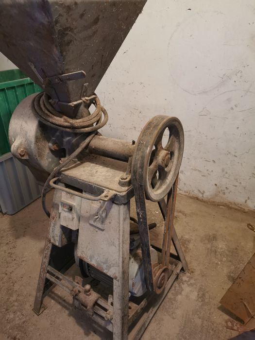 Śrutownik do ziarna