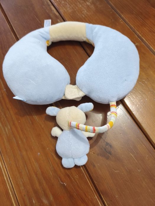 Almofada de pescoço para criança