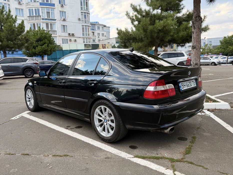 Продам BMW 318i e46