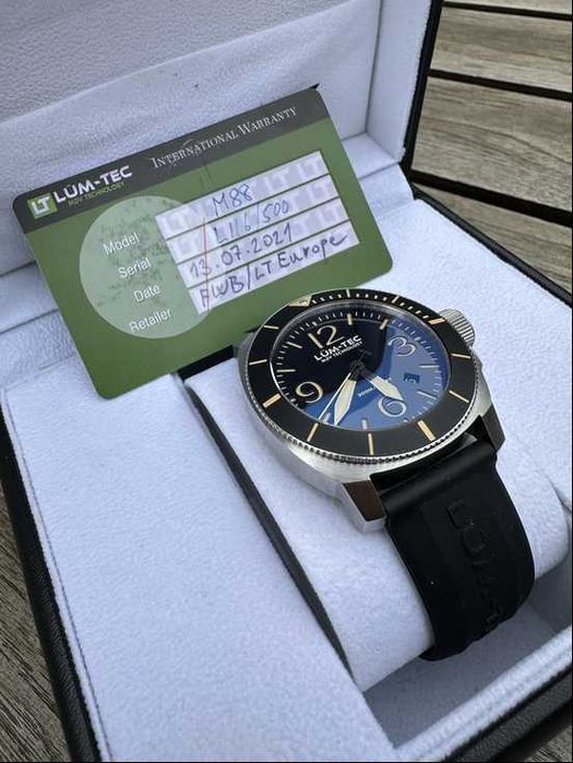 Relógio LUM-TEC Diver, edição limitada de 500 unidades