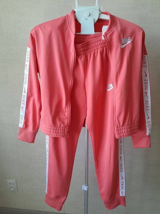 Спортивний костюм