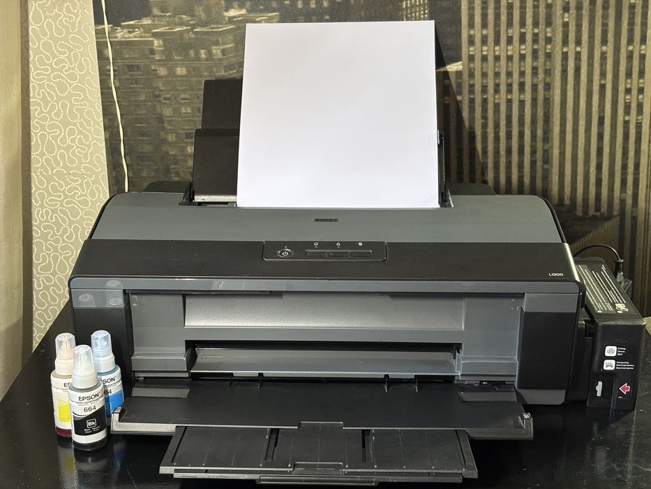 Принтер Epson L1300. Пробег 870 страничек.