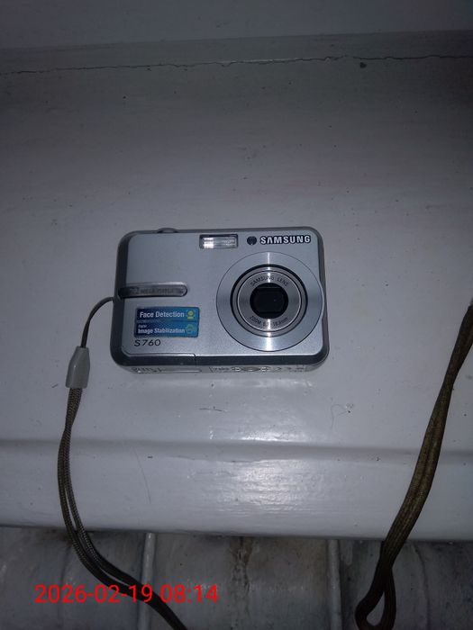 Фотоаппарат цифровой.