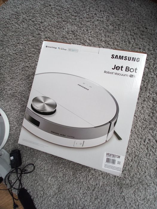 Продам робот-пилосос Samsung Jet Bot 
Продам робот-пилосос Samsung Jet