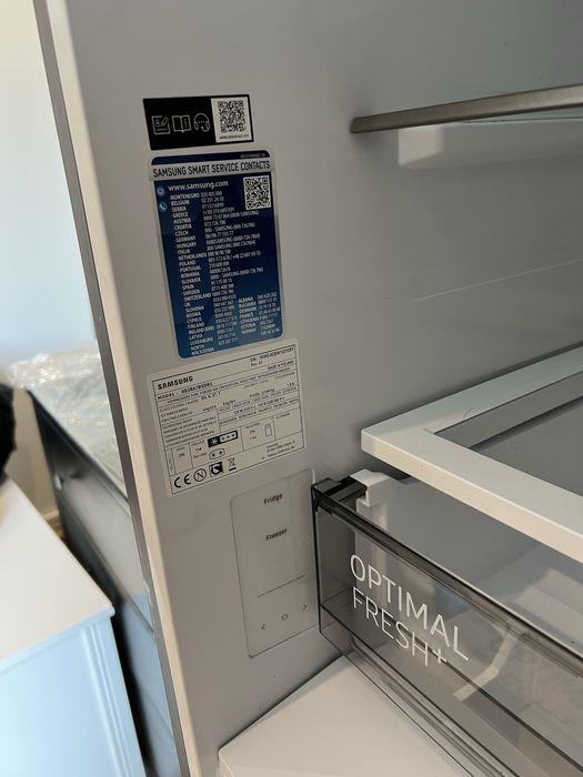 Frigorífico Samsung 390L RB38A7B5DB1