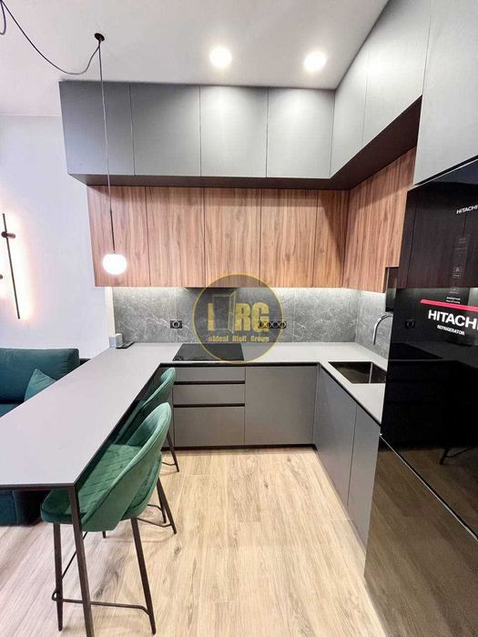 Без%, 1К, ЖК Манхеттен, Берестейский п-кт, Перша сдача, Генератор