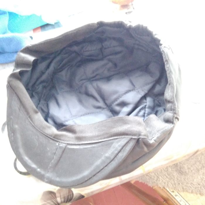 кепка кожаная черная