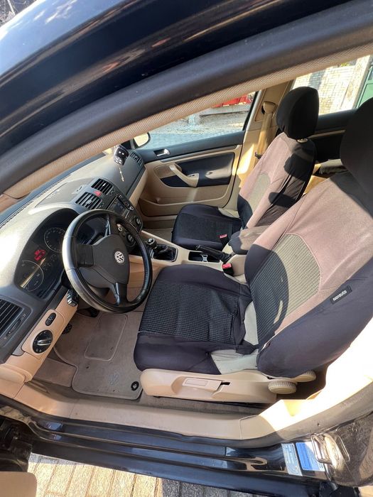 VW Golf 5 1.9 TDI (2004)