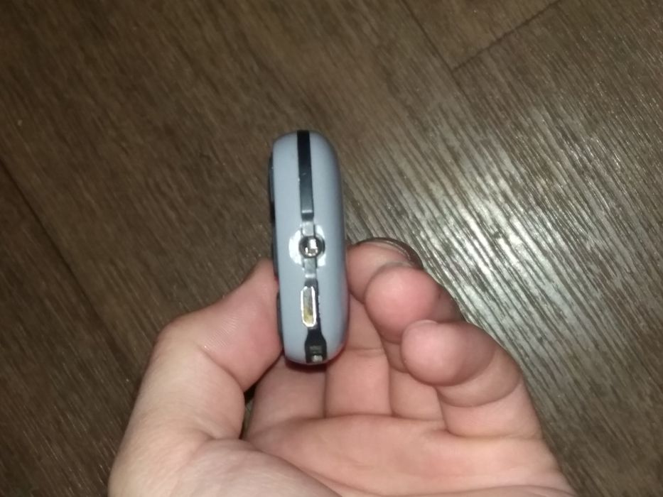 Продам срочно телефон