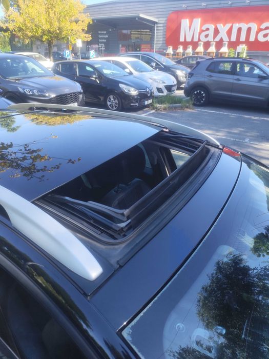 Renault Mégane III Sport Tourer 1.5 dCi – Muito Estimada