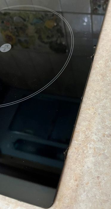 Склокерамічна індукційна поверхня Siemens