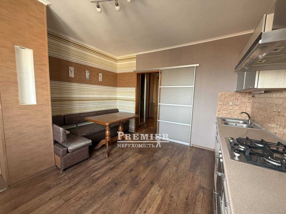 1-кімнатна квартира Вузовський р-н, цегляний будинок 2007 року, 47 м²