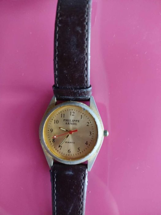 Conjunto de relógios antigos