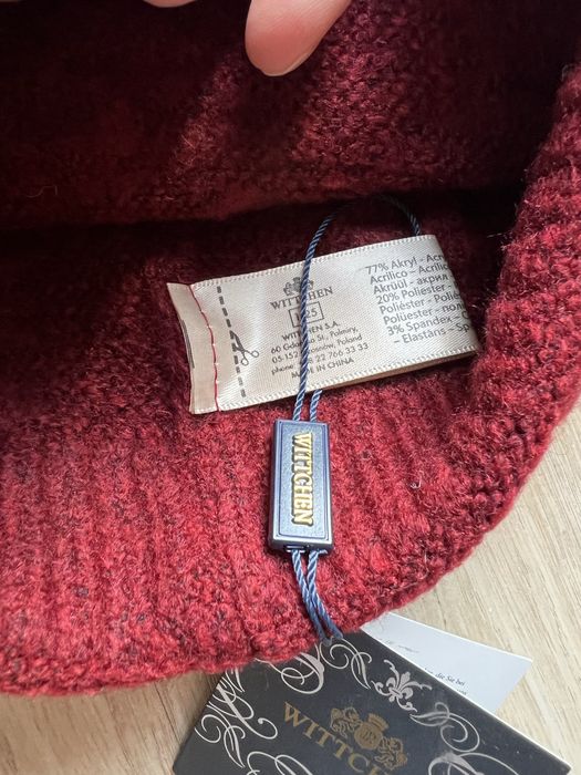 Nowa bordowa damska czapka Wittchen z pomponem i zakładką