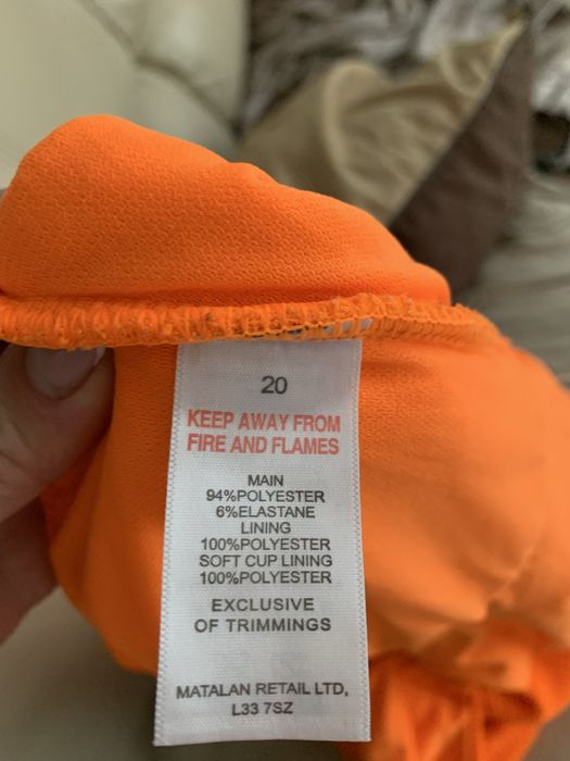 Купальник жіночий суцільнийЄвропа