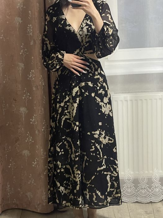 Сукня       Zara