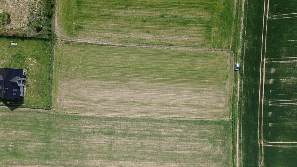 Działka budowlana 51 arów w Płóczkach Dolnych