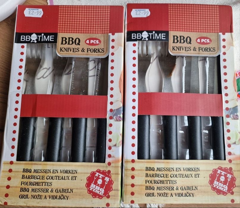 Zestaw 4 opakowań sztućców 16 sztuk grill