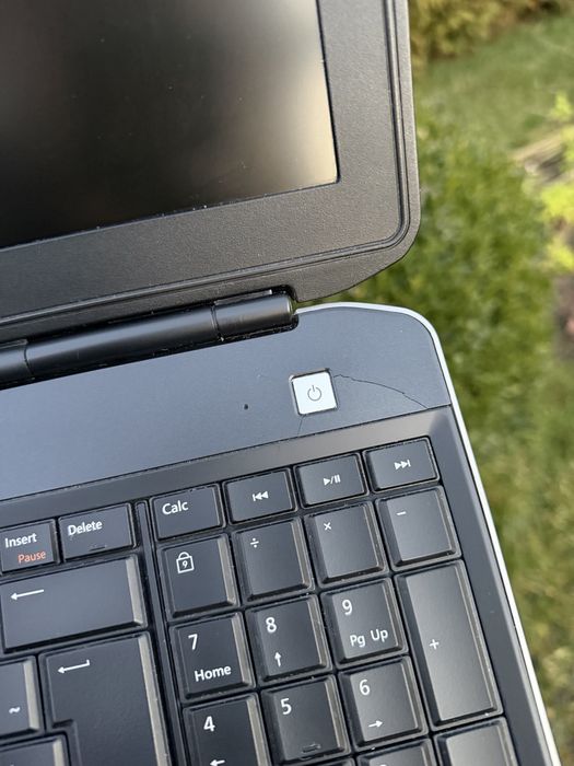 Ноутбук Dell Latitude E5530 vPro i5-3320M 4/180GB 15.6″ Full HD