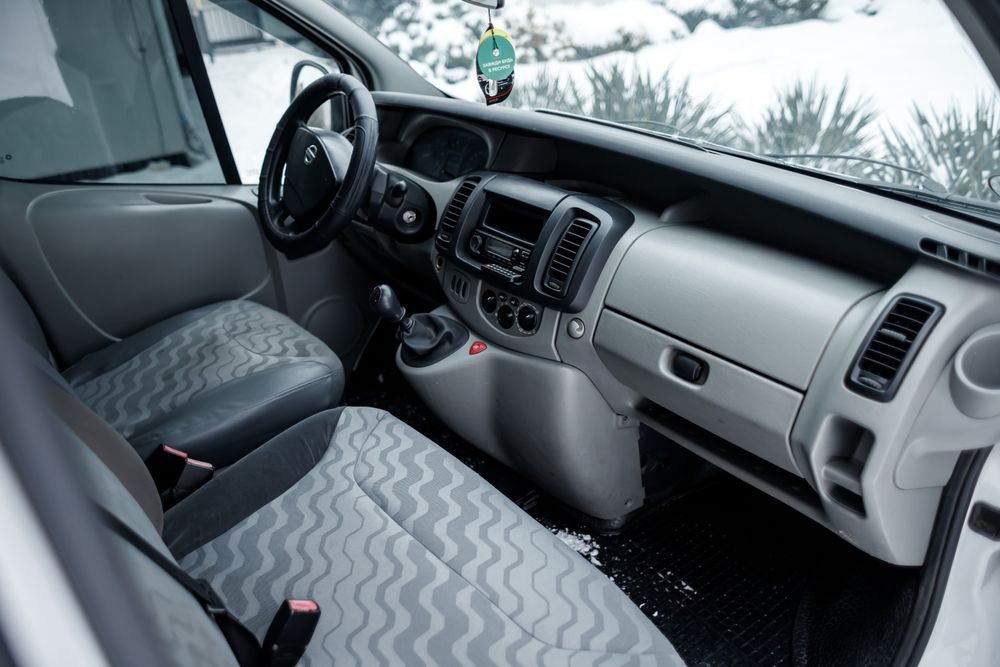 Продам Opel Vivaro Long 1.9 Пасажир