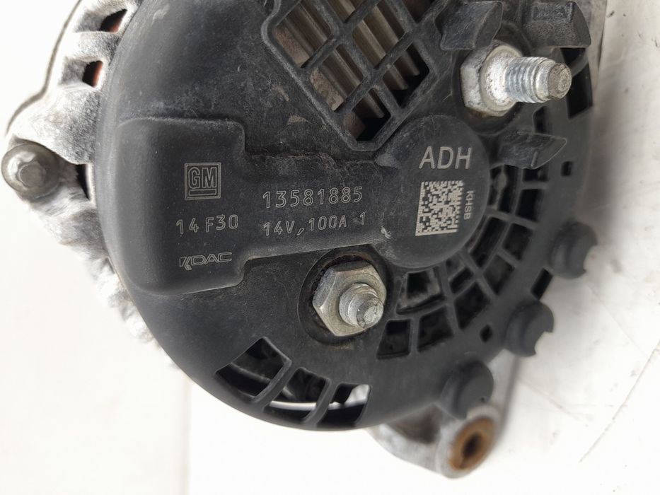 Alternador OPEL Astra J