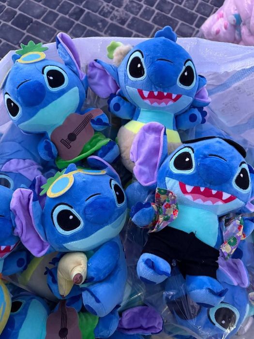 М’які іграшки 20-25 см гуртом –, Стіч, Капібара, хелоу кітті