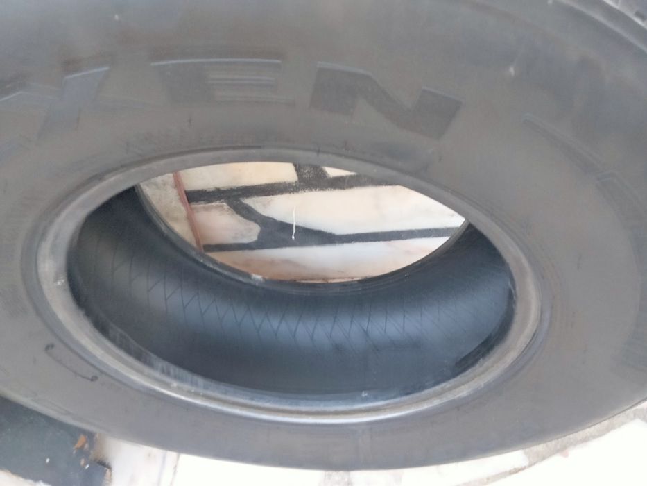 1 Pneu Radial 265/70/15!