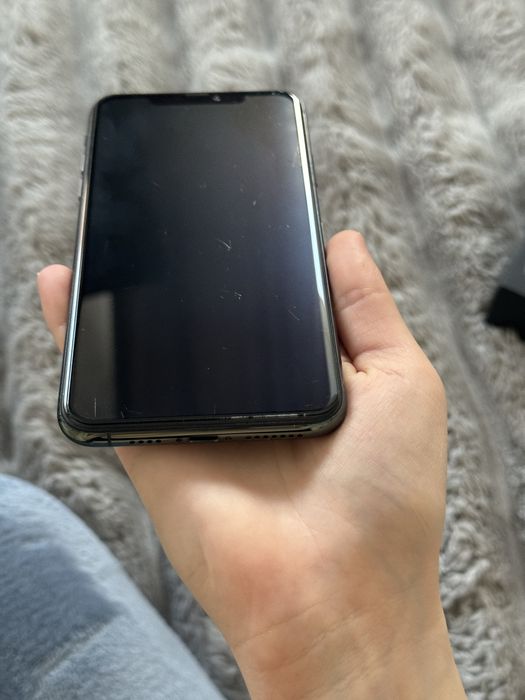 IPhone 11 Pro Max на 64Гб