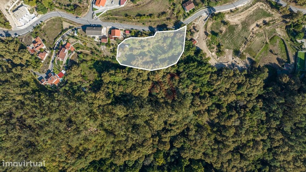 Terreno Rústico com 2.500 m² em Armil, Fafe