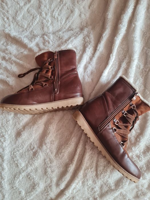 Зимові чоботи на дівчинку