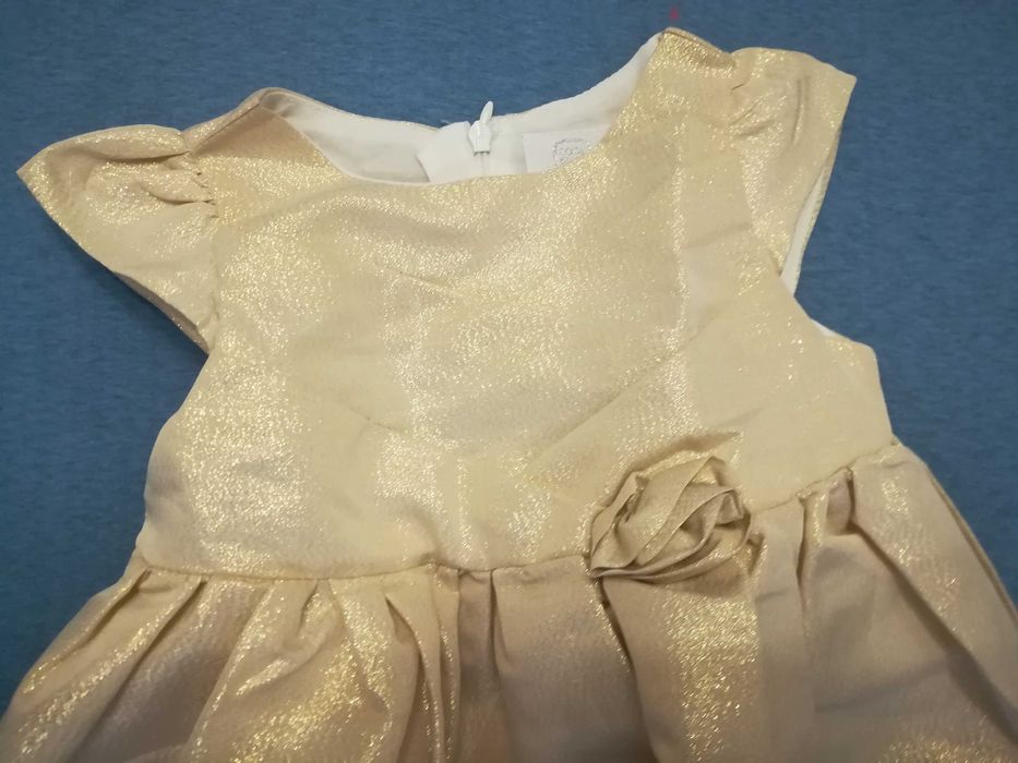 Sukienka r. 86 złota