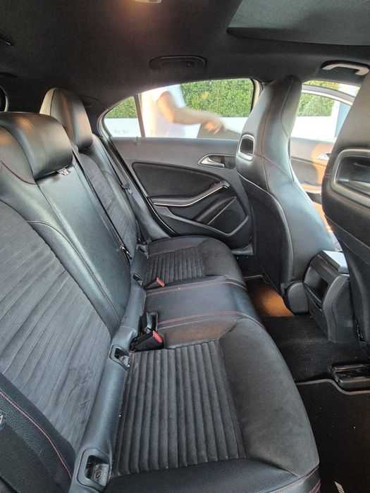 Mercedes-Benz a200 limousine — photo 5